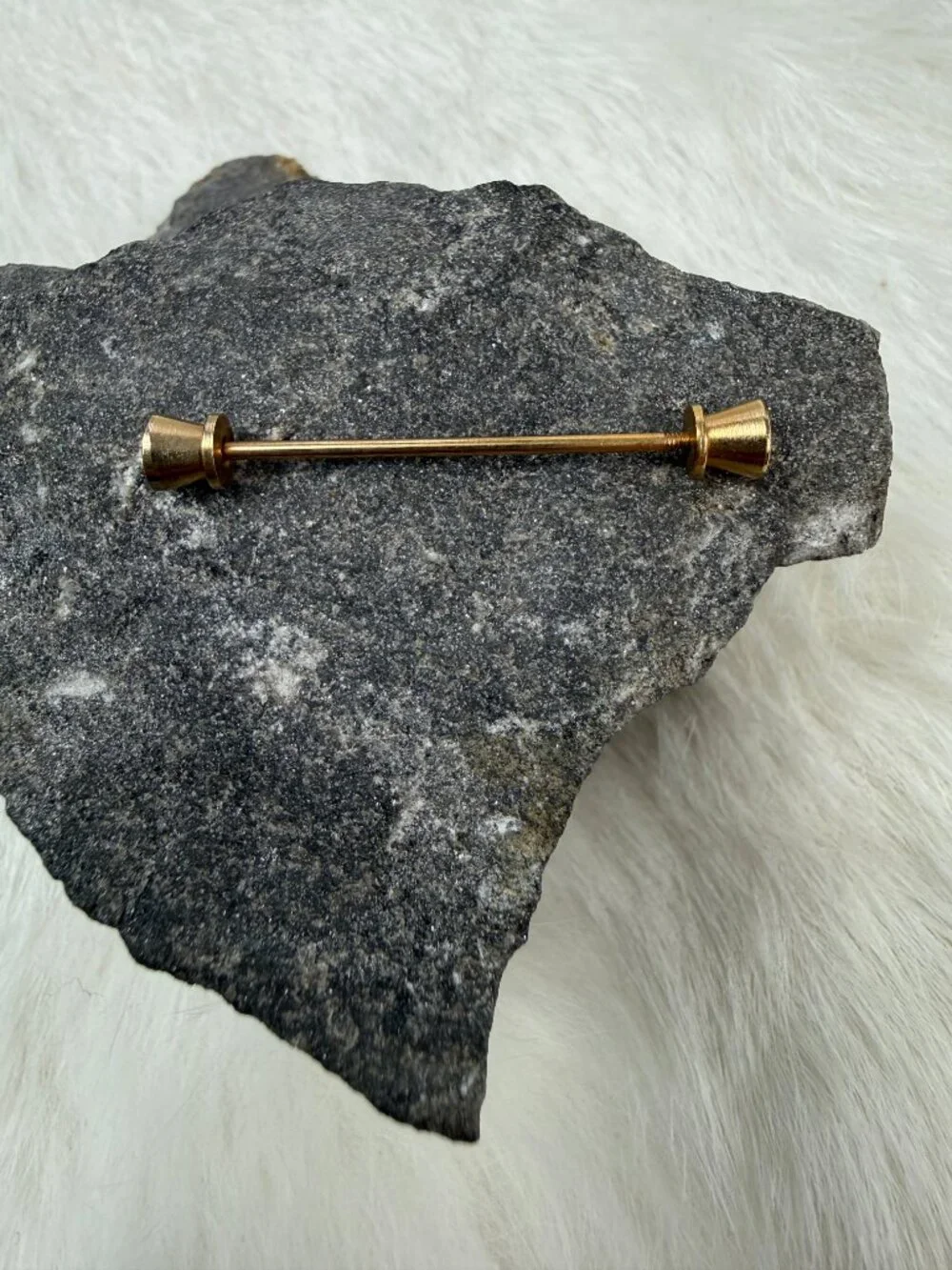 Vintage Unsigned Tie Stay Gold Tone Bar Twist Off End